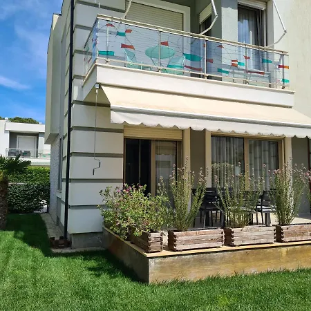 Dom wakacyjny Vacation House *