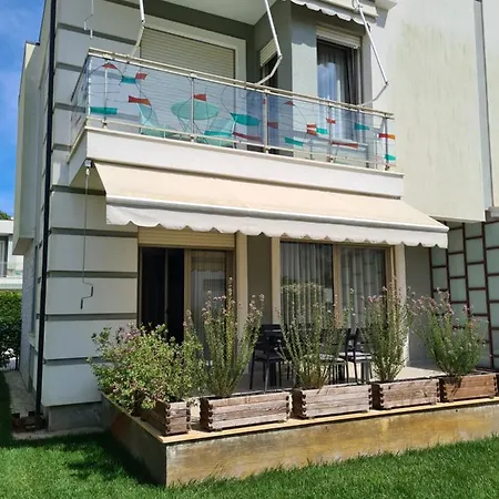 Vacation House Σπίτι διακοπών *